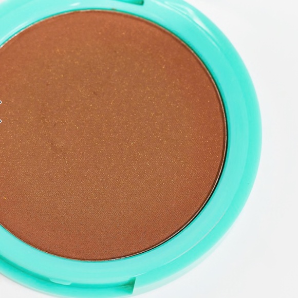 Makeup Revolution I Love ❤️ Revolution Coffee Bronzer MOCHA - Picture 3 of 3